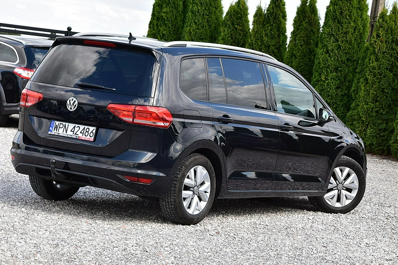 Volkswagen Touran - Zdjęcie 21