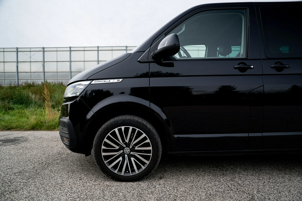 Volkswagen Caravelle - Zdjęcie 10