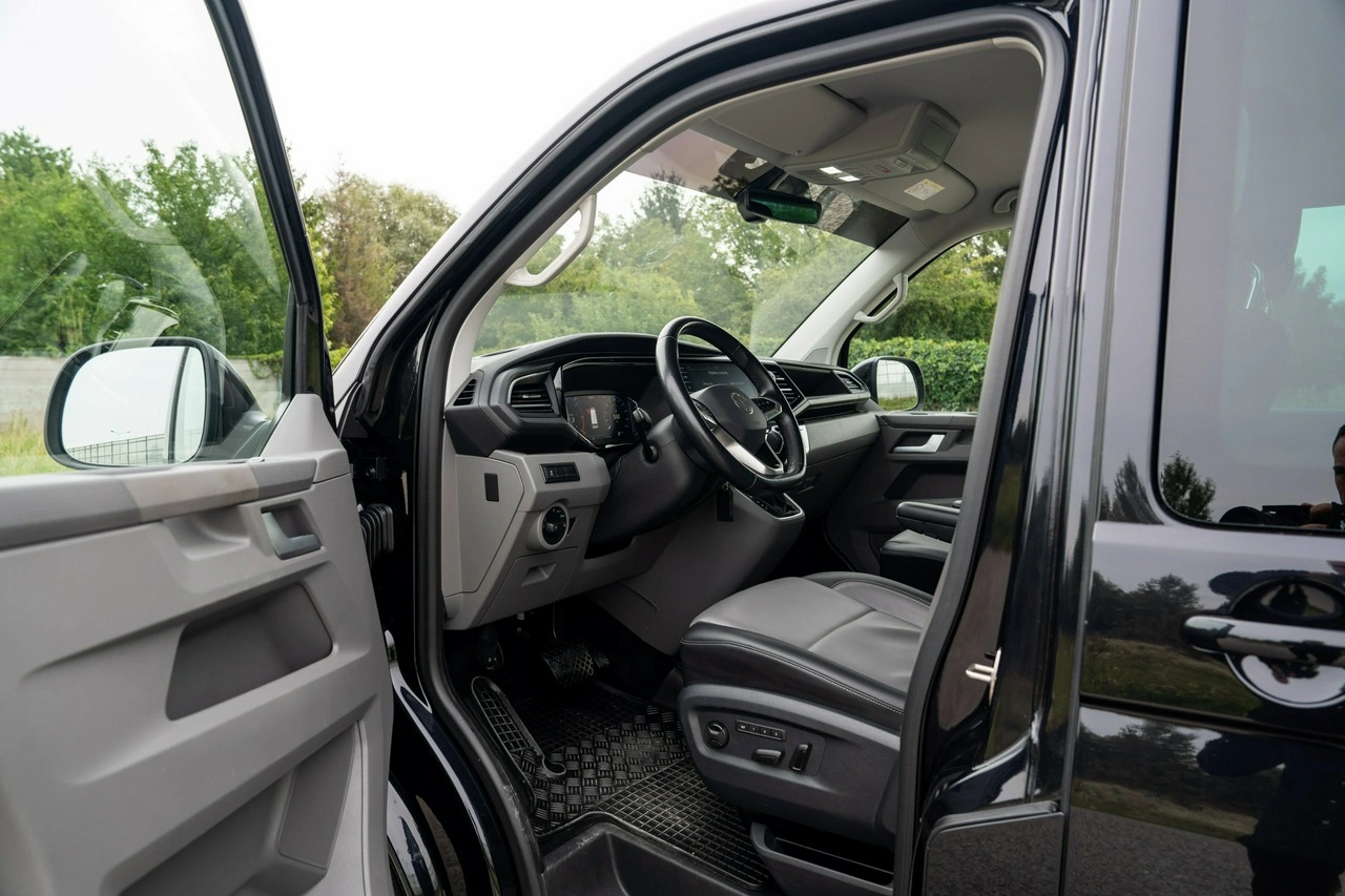 Volkswagen Caravelle - Zdjęcie 16