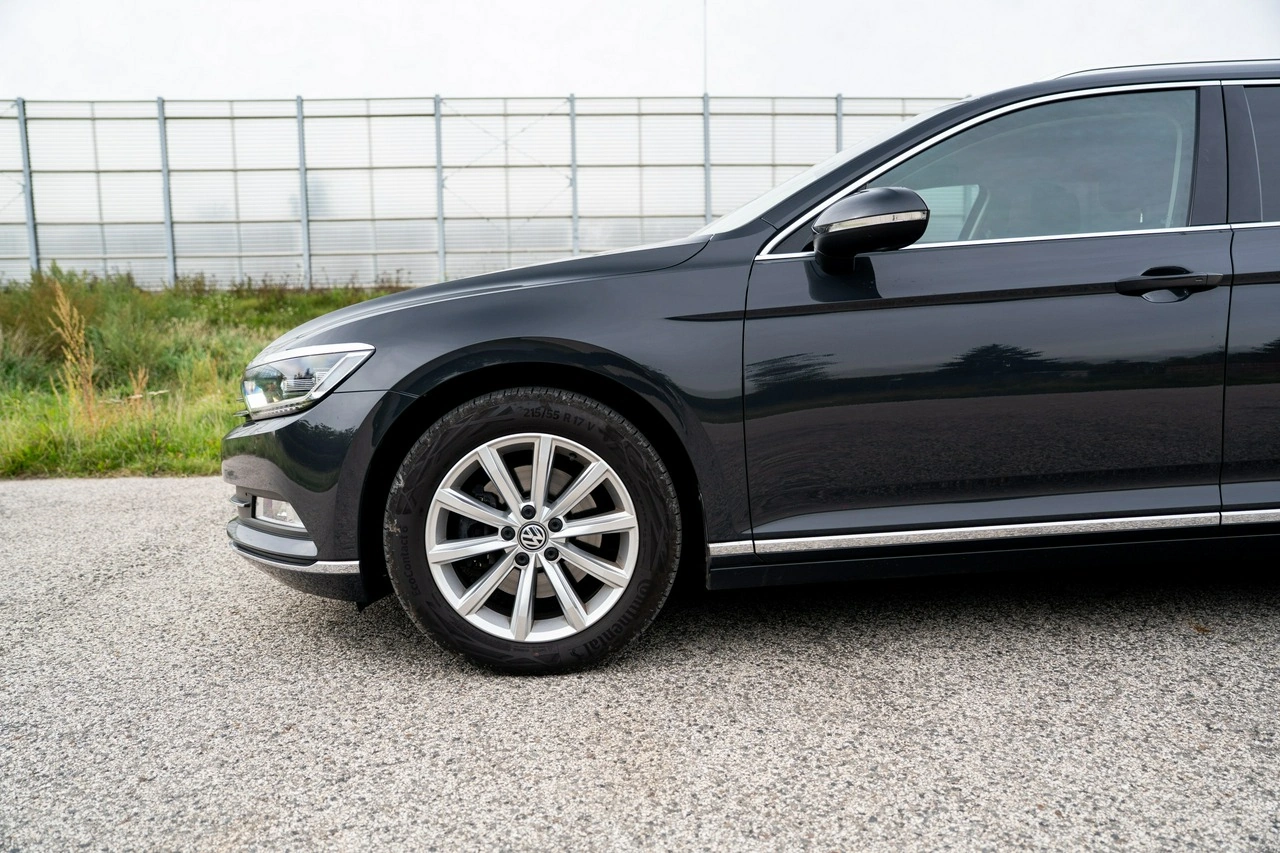 Volkswagen Passat - Zdjęcie 10