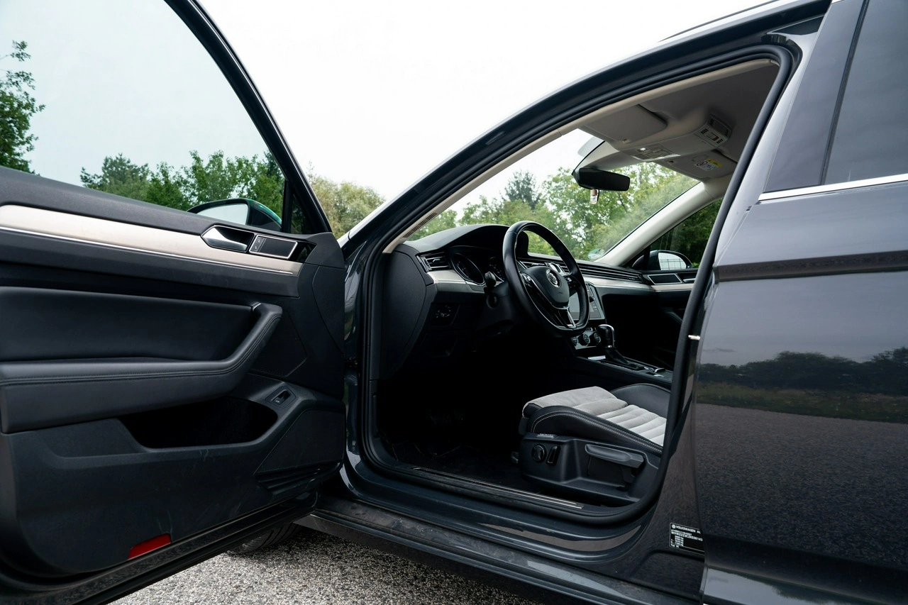 Volkswagen Passat - Zdjęcie 14