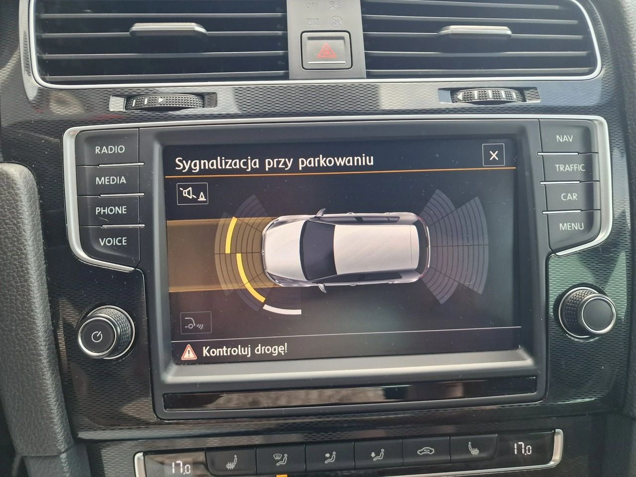 Volkswagen Golf - Zdjęcie 24