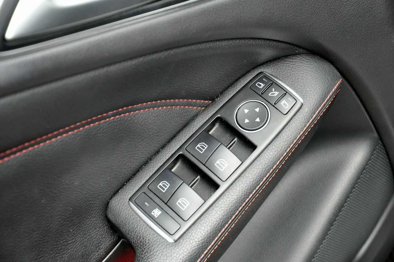 Mercedes B 220 - Zdjęcie 18