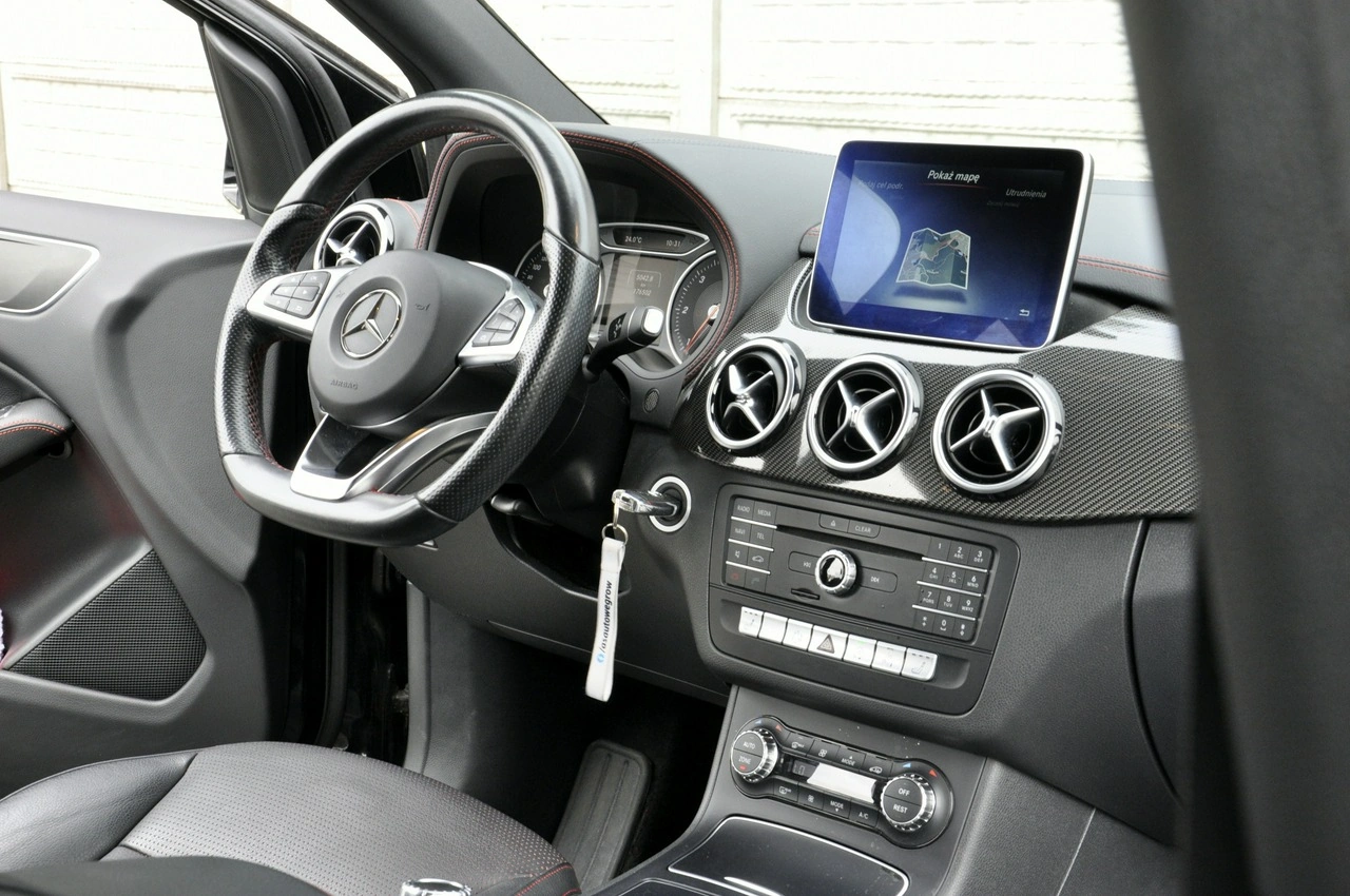 Mercedes B 220 - Zdjęcie 5