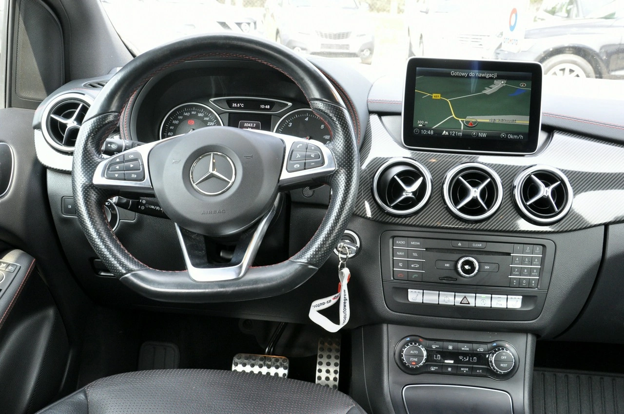 Mercedes B 220 - Zdjęcie 37