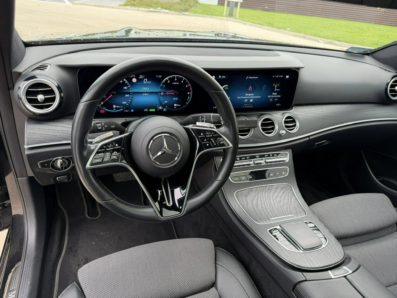 Mercedes E 300 - Zdjęcie 18