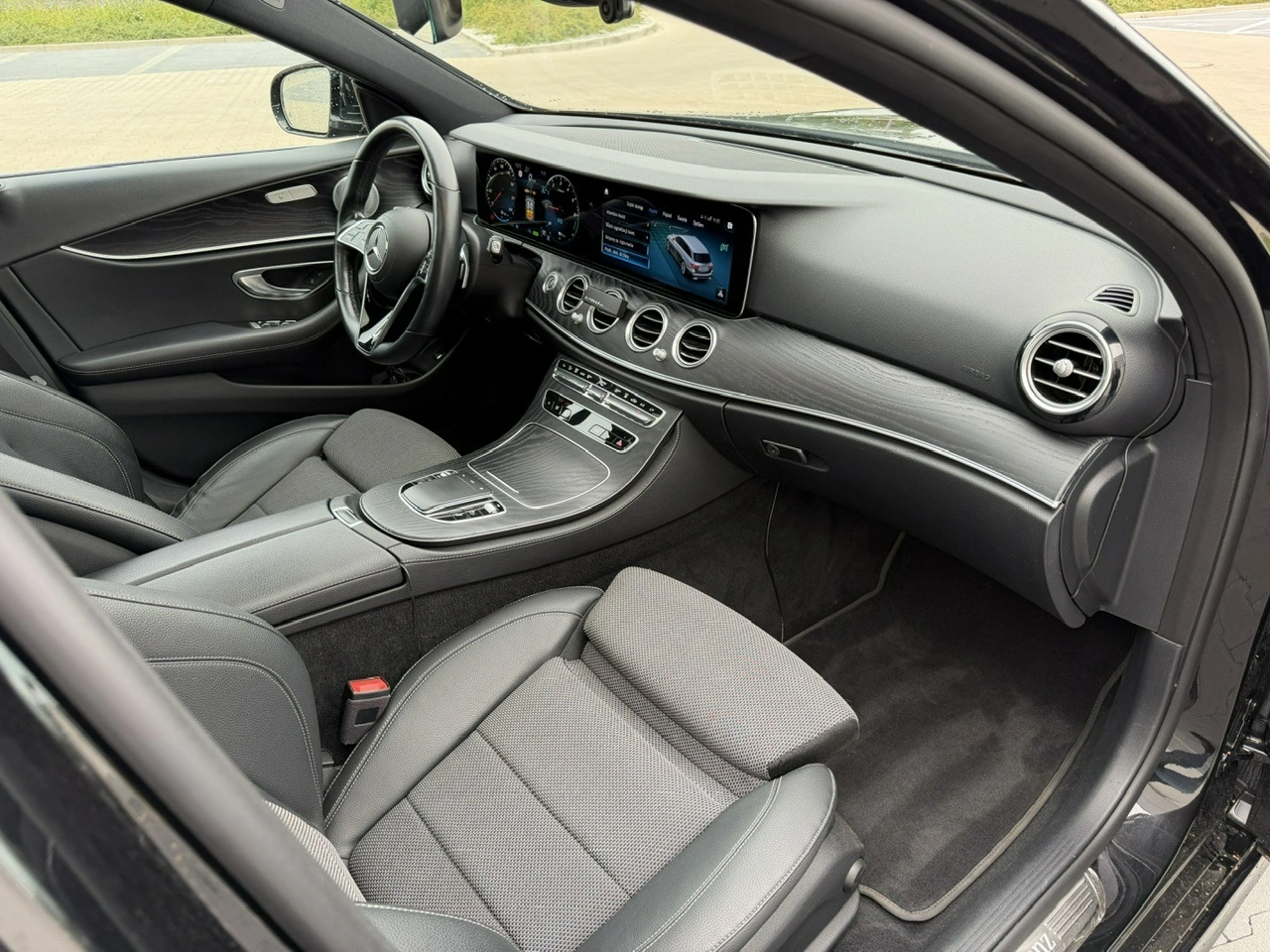 Mercedes E 300 - Zdjęcie 29