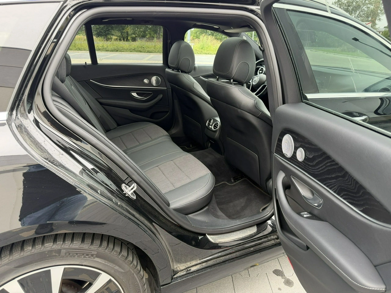 Mercedes E 300 - Zdjęcie 31