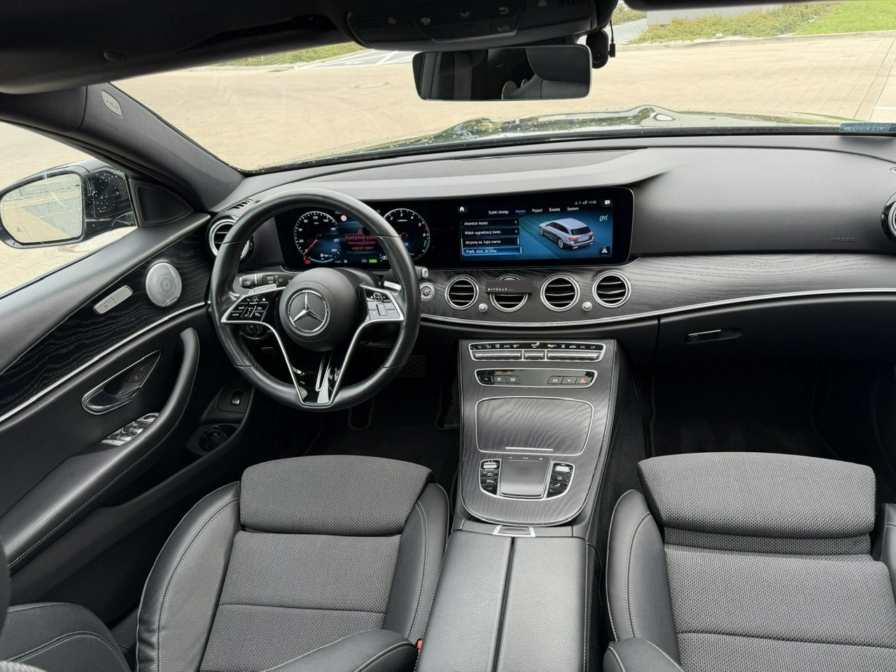 Mercedes E 300 - Zdjęcie 33