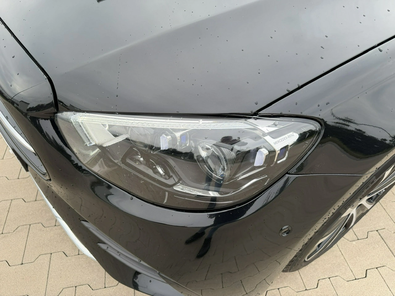 Mercedes E 300 - Zdjęcie 8