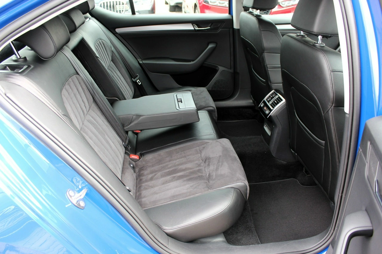Skoda Superb - Zdjęcie 12