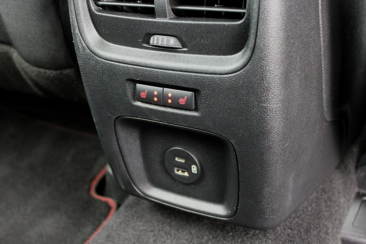Ford Kuga - Zdjęcie 15