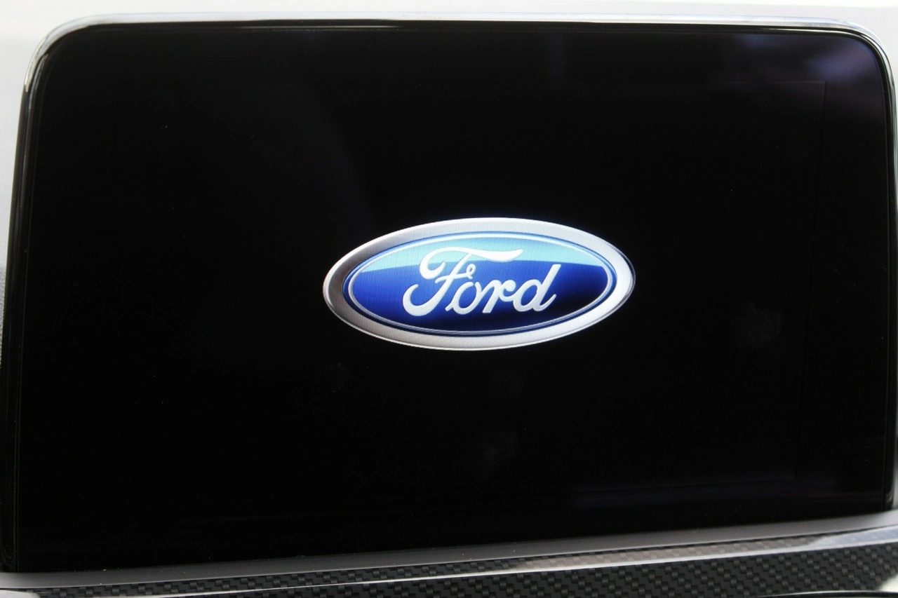 Ford Kuga - Zdjęcie 30