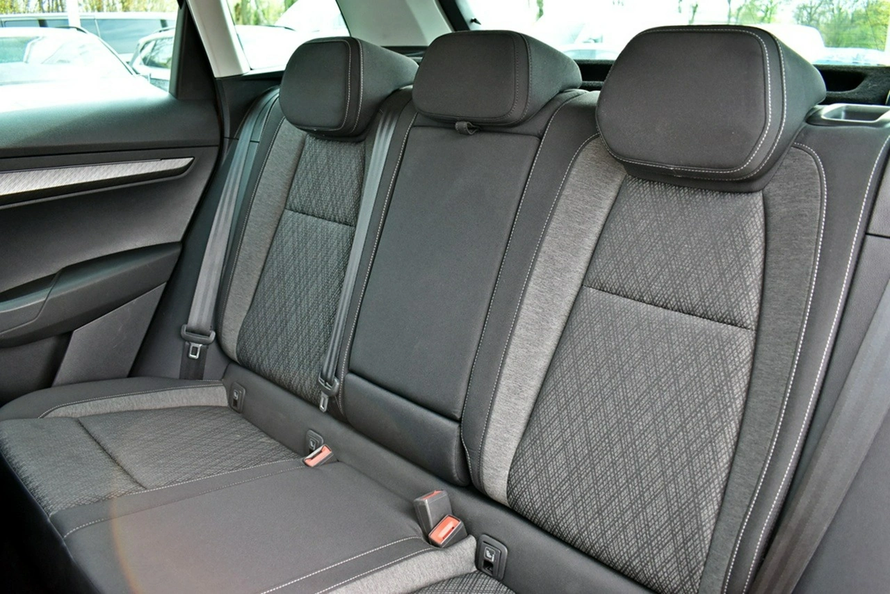 Skoda Karoq - Zdjęcie 11