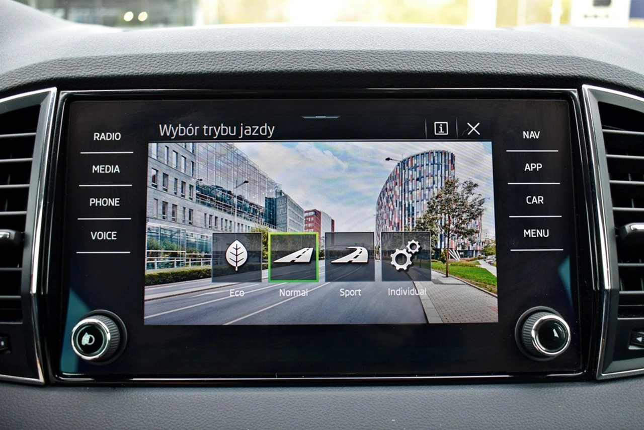 Skoda Karoq - Zdjęcie 19