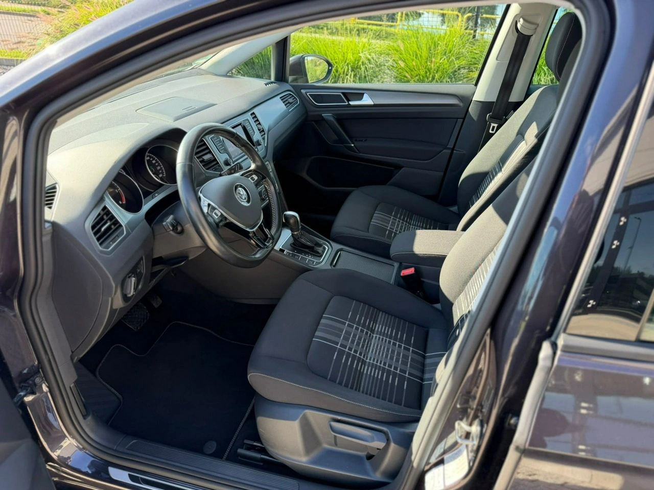 Volkswagen Golf Sportsvan - Zdjęcie 10