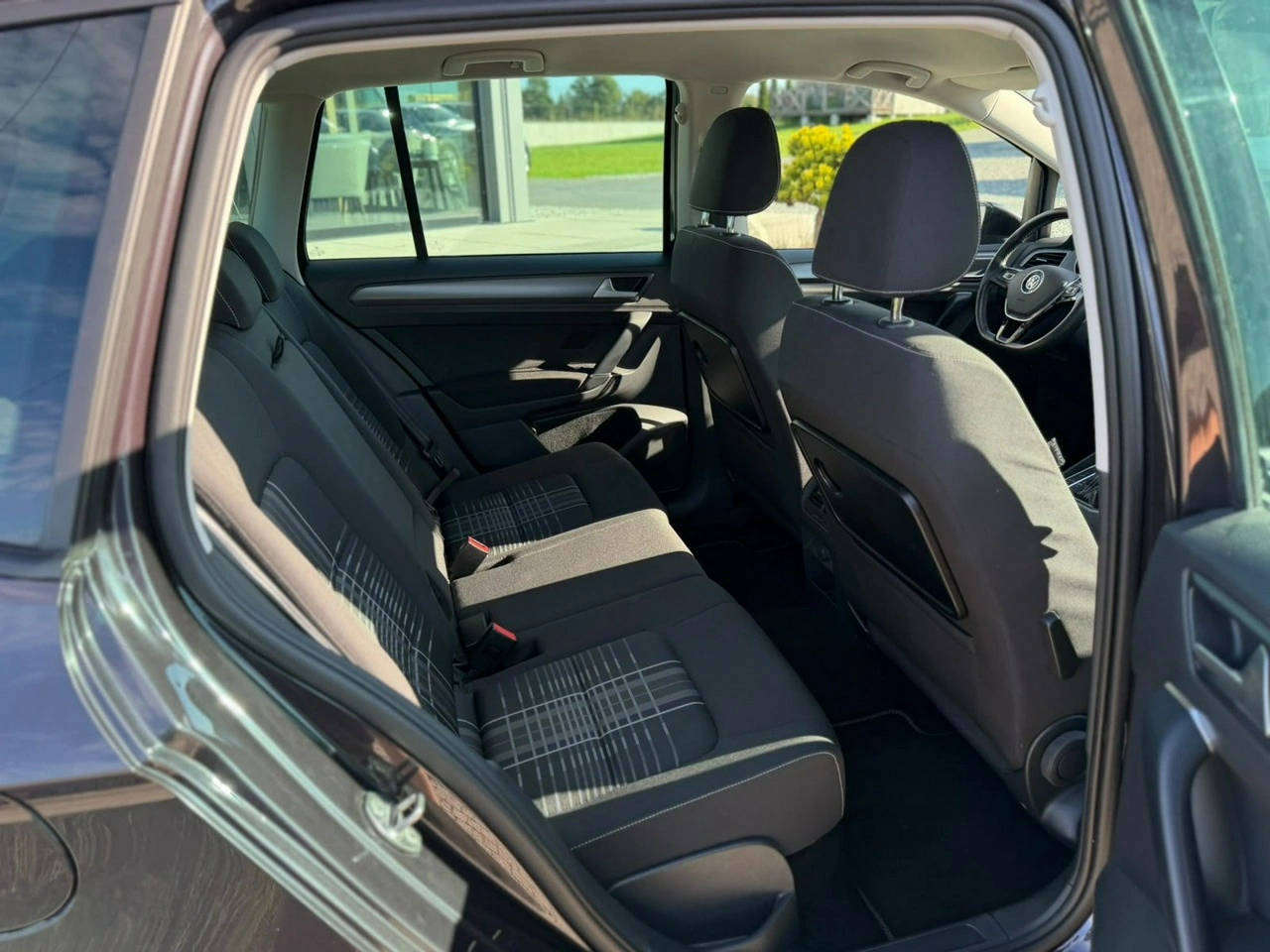Volkswagen Golf Sportsvan - Zdjęcie 15