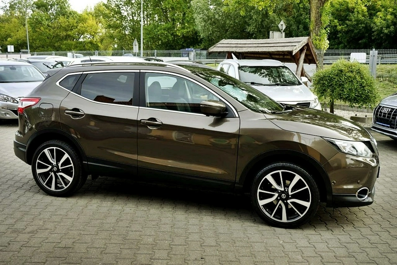 Nissan Qashqai - Zdjęcie 11