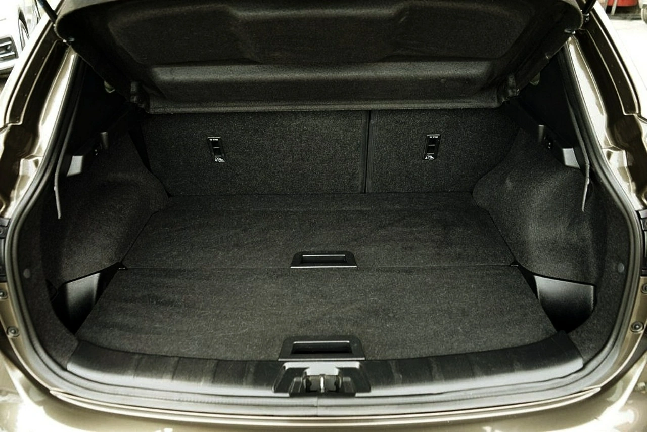 Nissan Qashqai - Zdjęcie 38