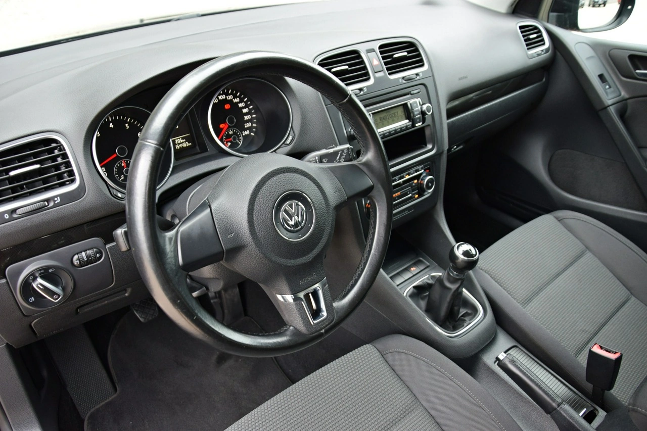 Volkswagen Golf - Zdjęcie 28