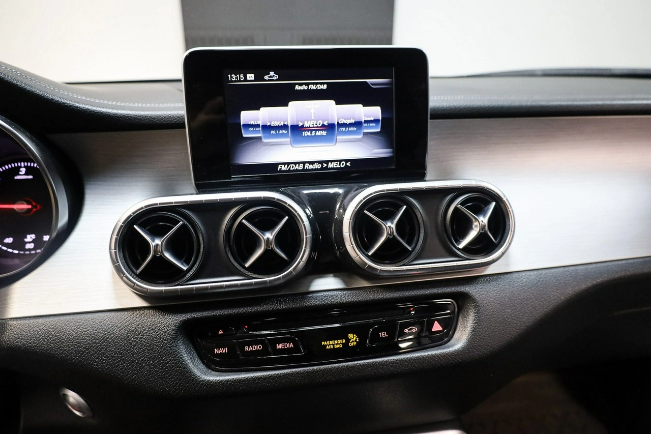 Mercedes Klasa X - Zdjęcie 17