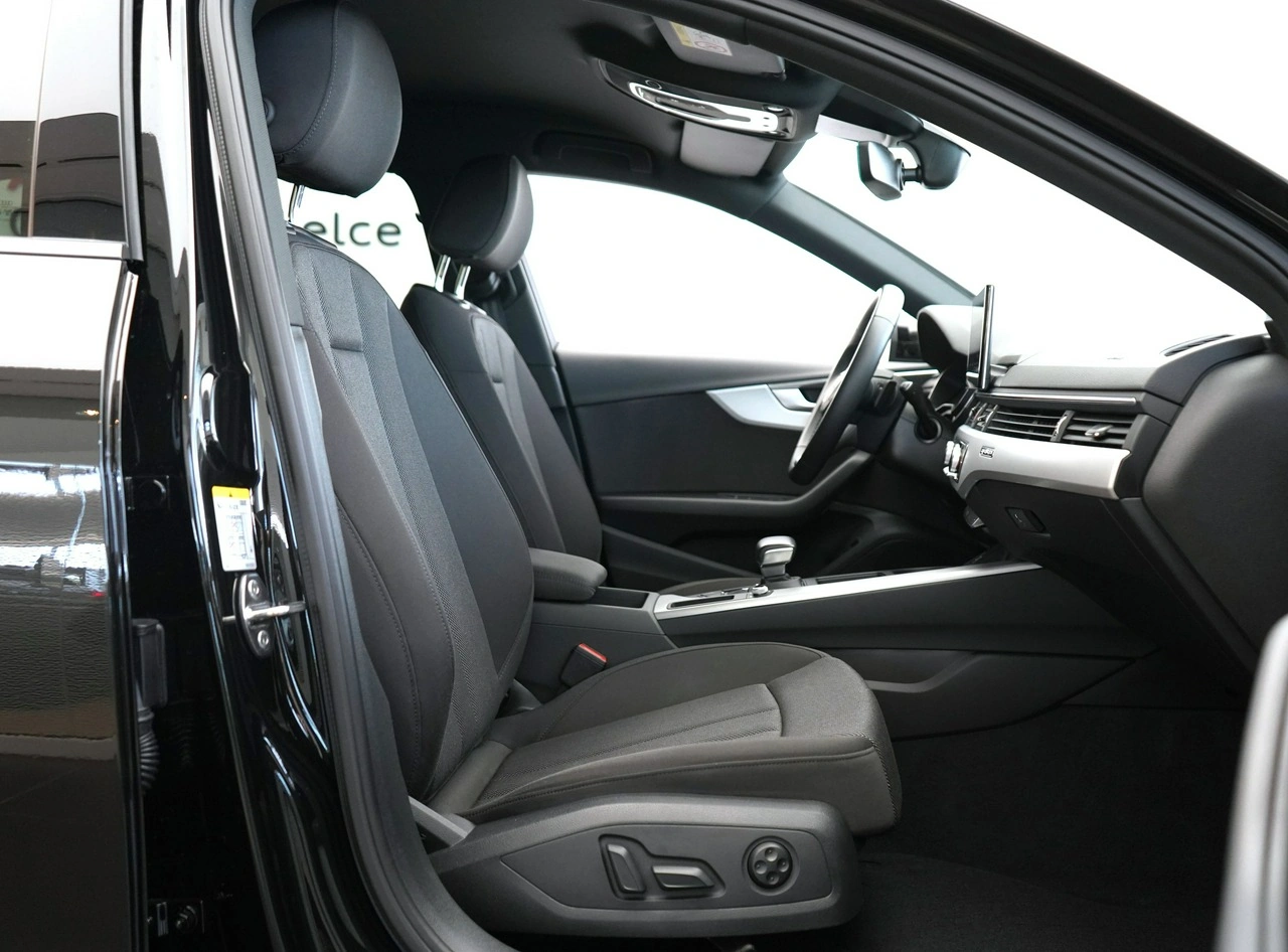 Audi A4 - Zdjęcie 24