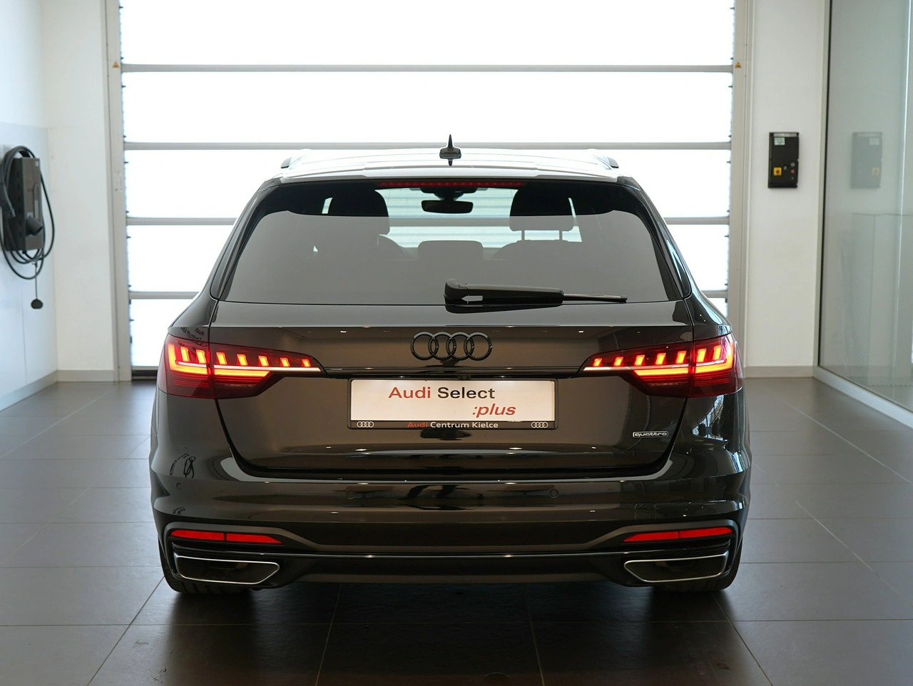 Audi A4 - Zdjęcie 2