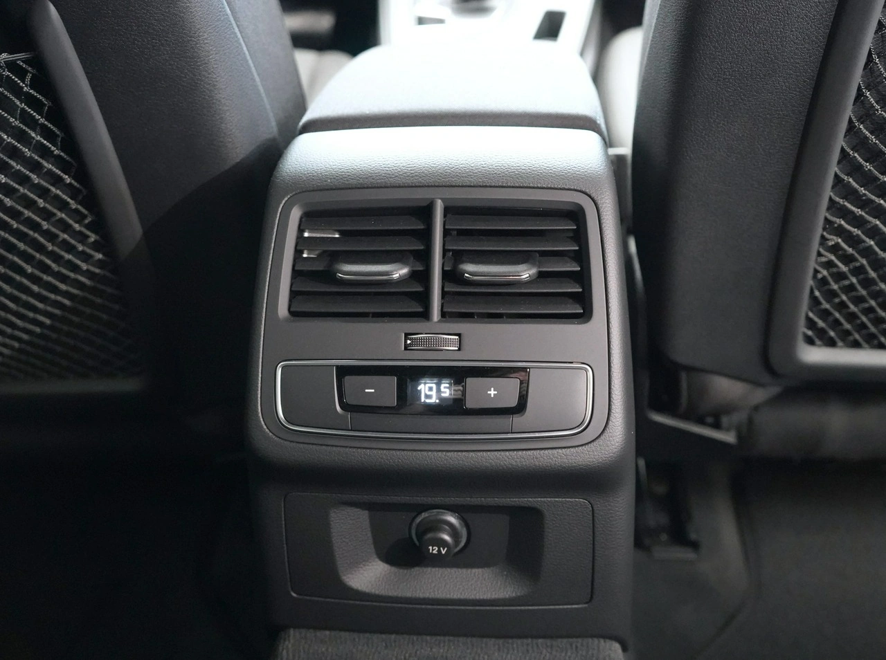 Audi A4 - Zdjęcie 29