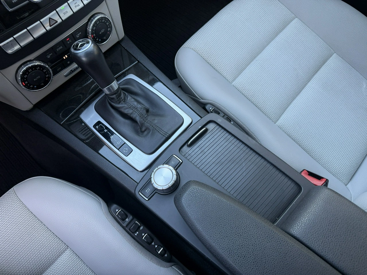 Mercedes C 250 - Zdjęcie 21