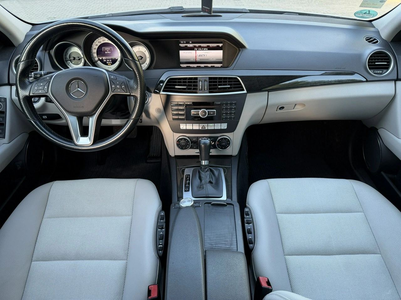 Mercedes C 250 - Zdjęcie 8