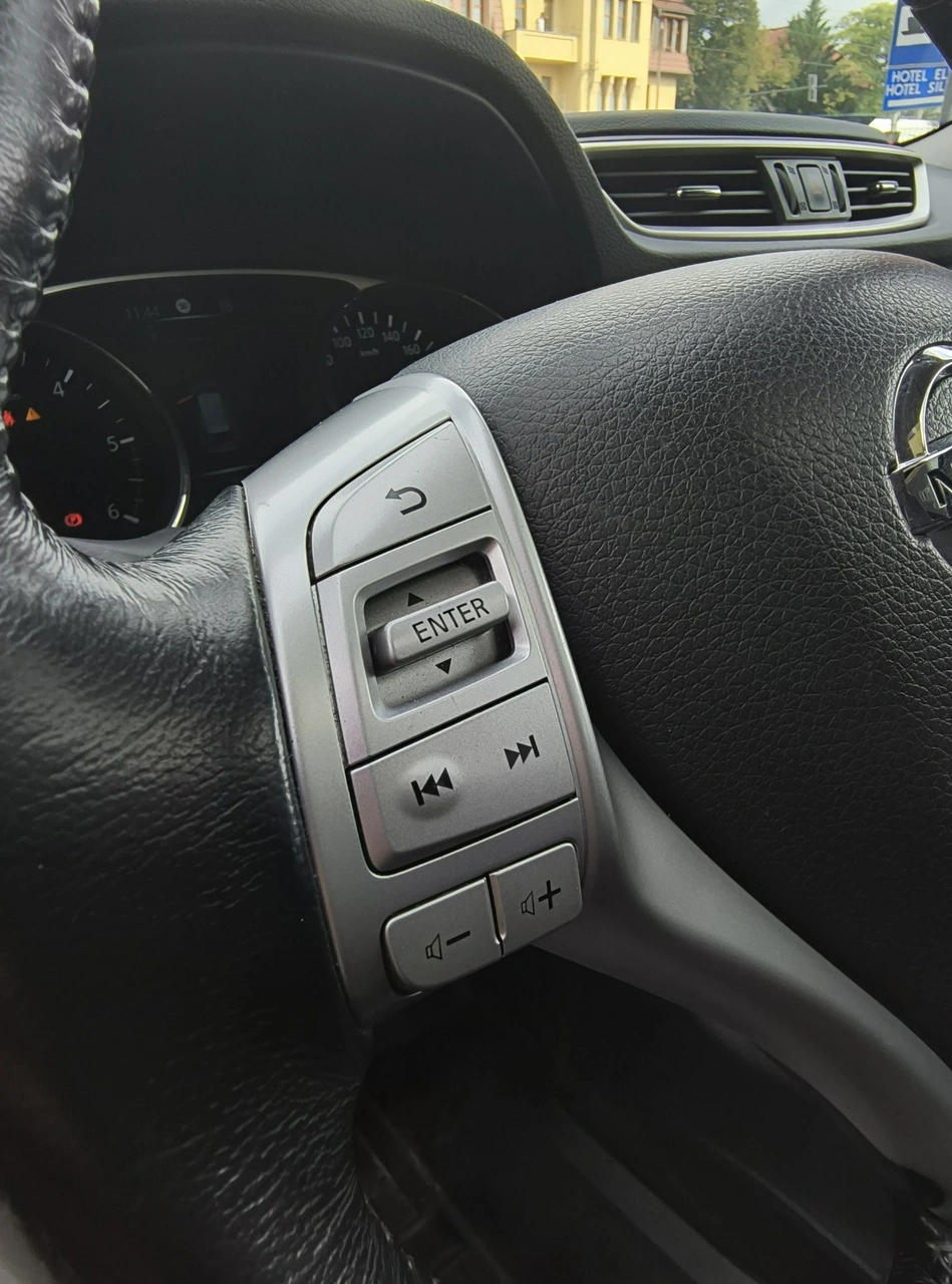Nissan X-Trail - Zdjęcie 35