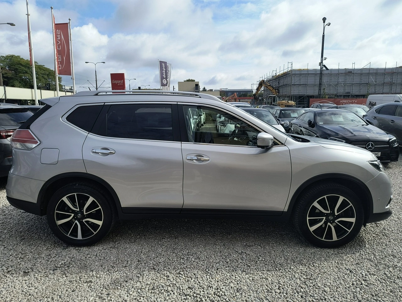 Nissan X-Trail - Zdjęcie 48
