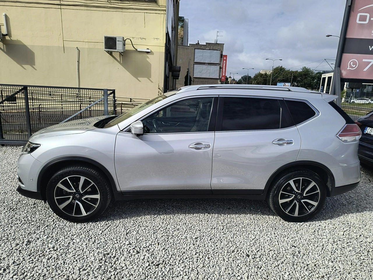 Nissan X-Trail - Zdjęcie 54