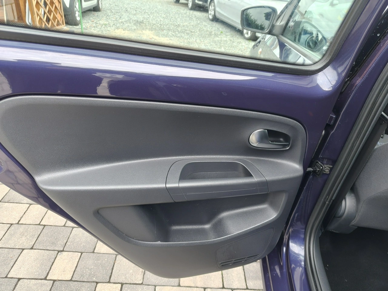Volkswagen up! - Zdjęcie 25