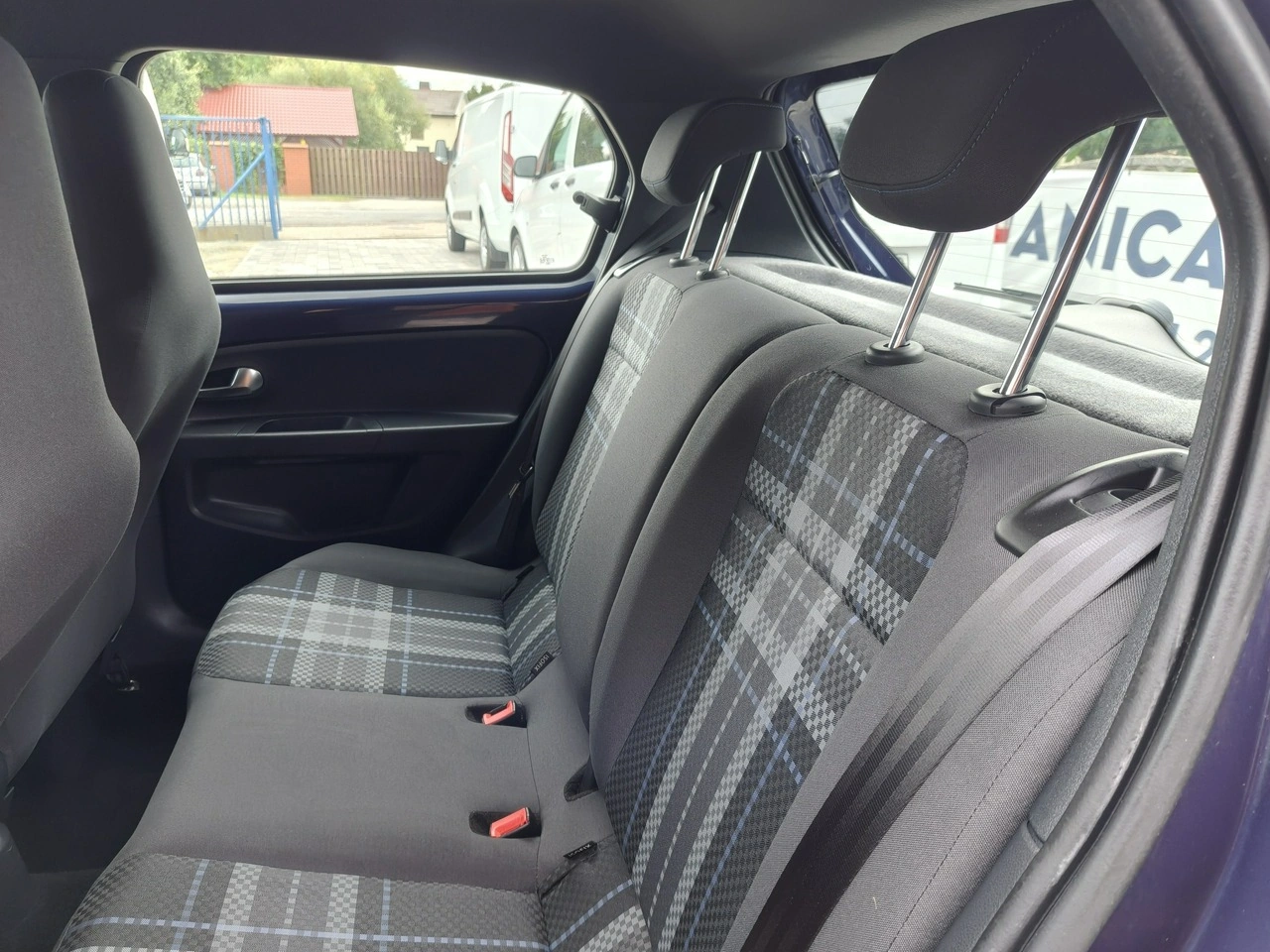 Volkswagen up! - Zdjęcie 23