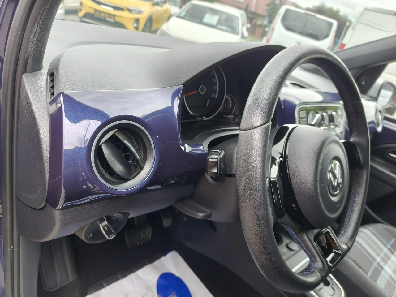 Volkswagen up! - Zdjęcie 12