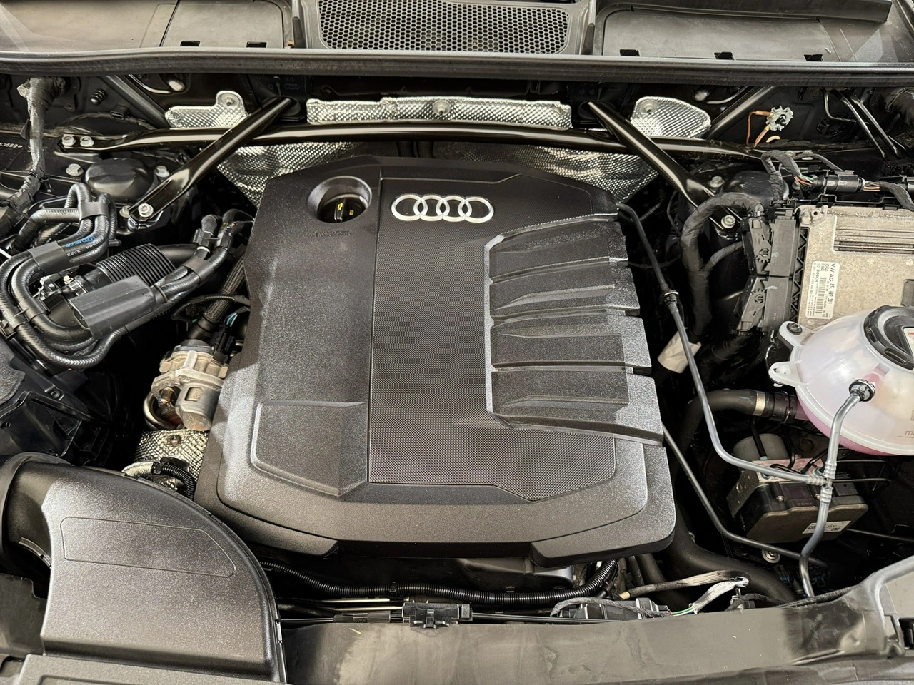 Audi Q5 - Zdjęcie 34