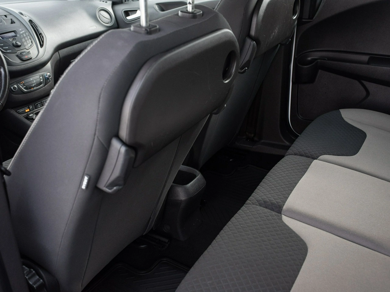 Ford Tourneo Courier - Zdjęcie 17