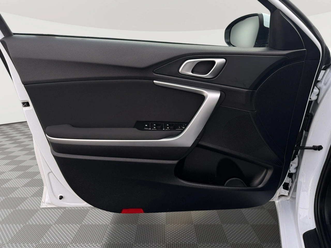 Kia Ceed - Zdjęcie 9