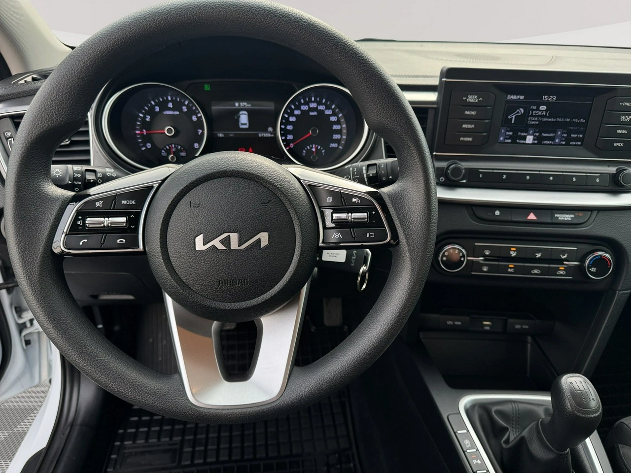 Kia Ceed - Zdjęcie 13