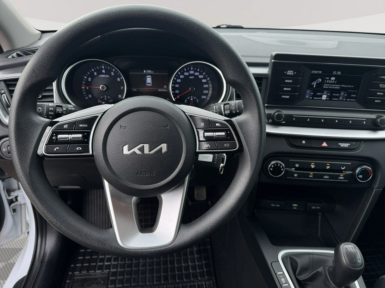Kia Ceed - Zdjęcie 12