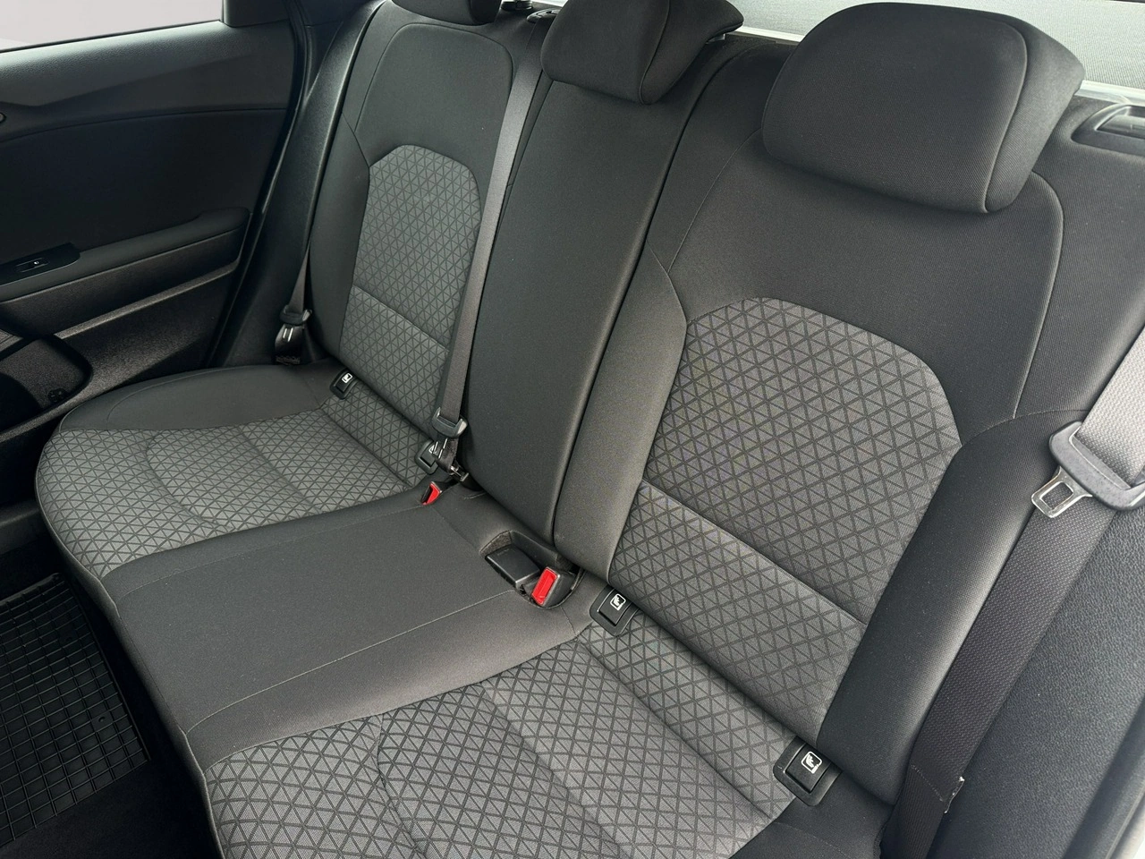 Kia Ceed - Zdjęcie 19