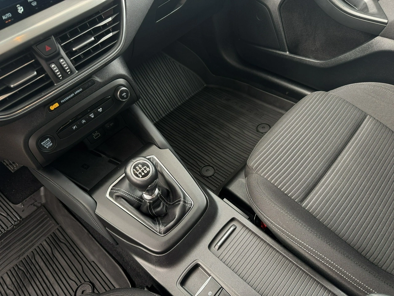 Ford Focus - Zdjęcie 19