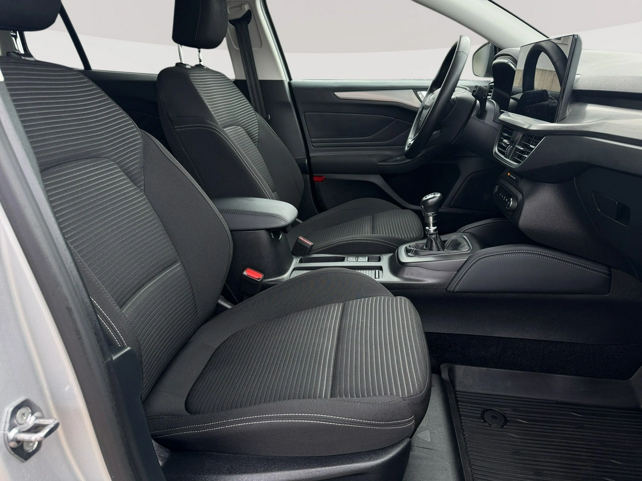 Ford Focus - Zdjęcie 24