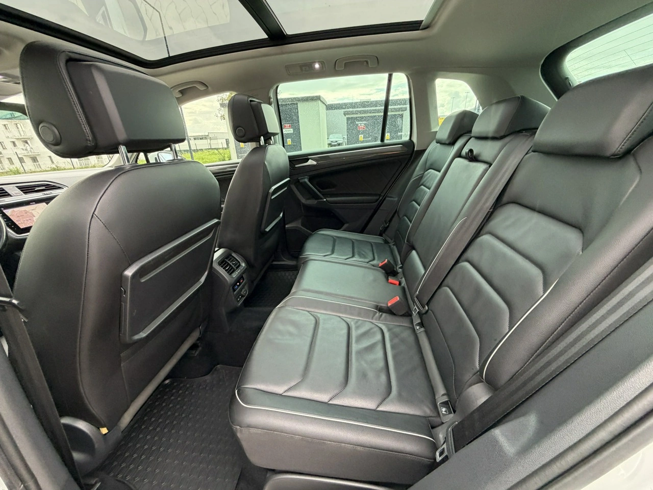 Volkswagen Tiguan - Zdjęcie 29