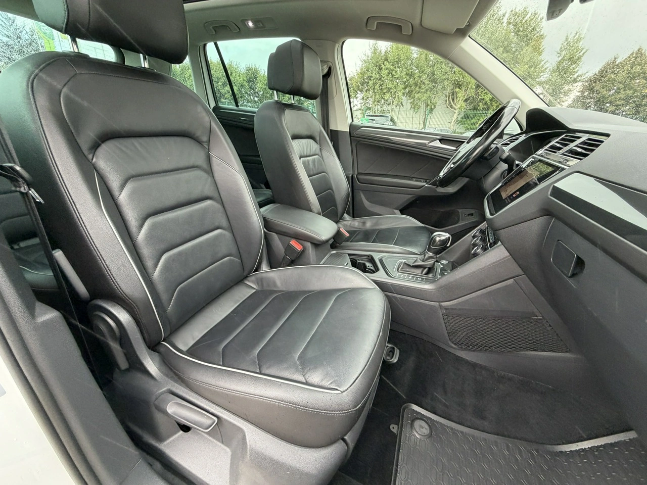 Volkswagen Tiguan - Zdjęcie 33