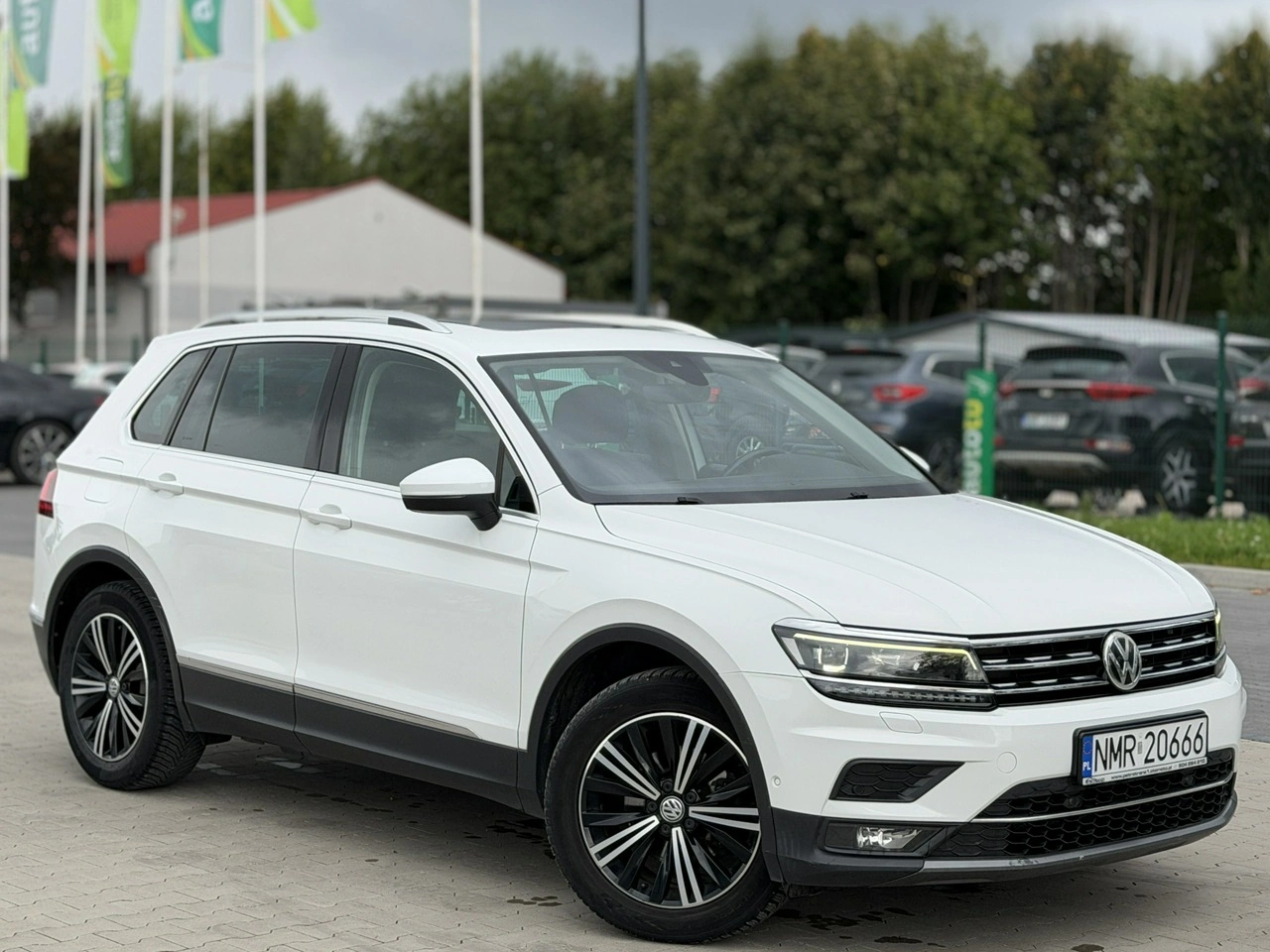 Volkswagen Tiguan - Główne zdjęcie