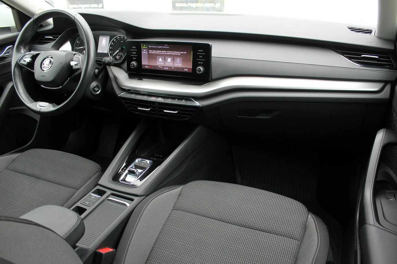 Skoda Octavia - Zdjęcie 10