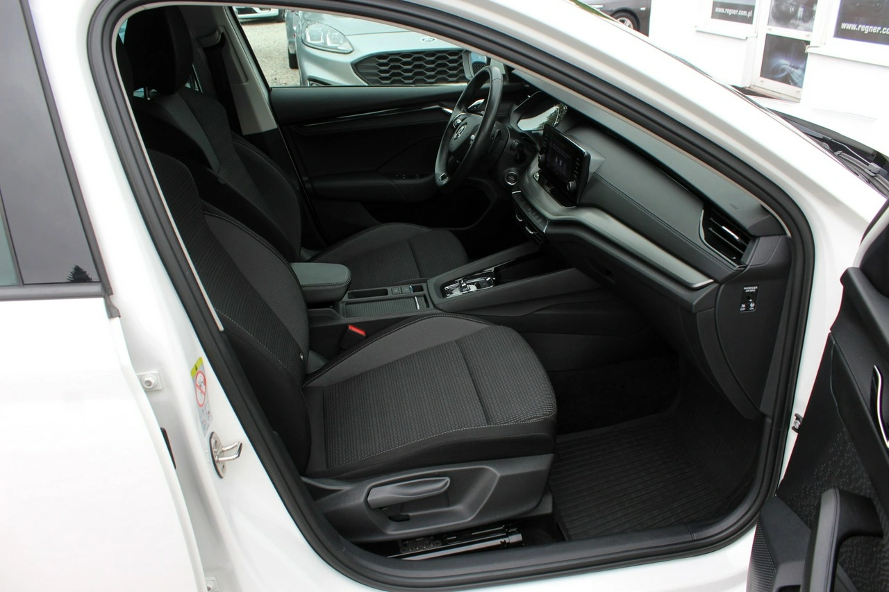Skoda Octavia - Zdjęcie 11
