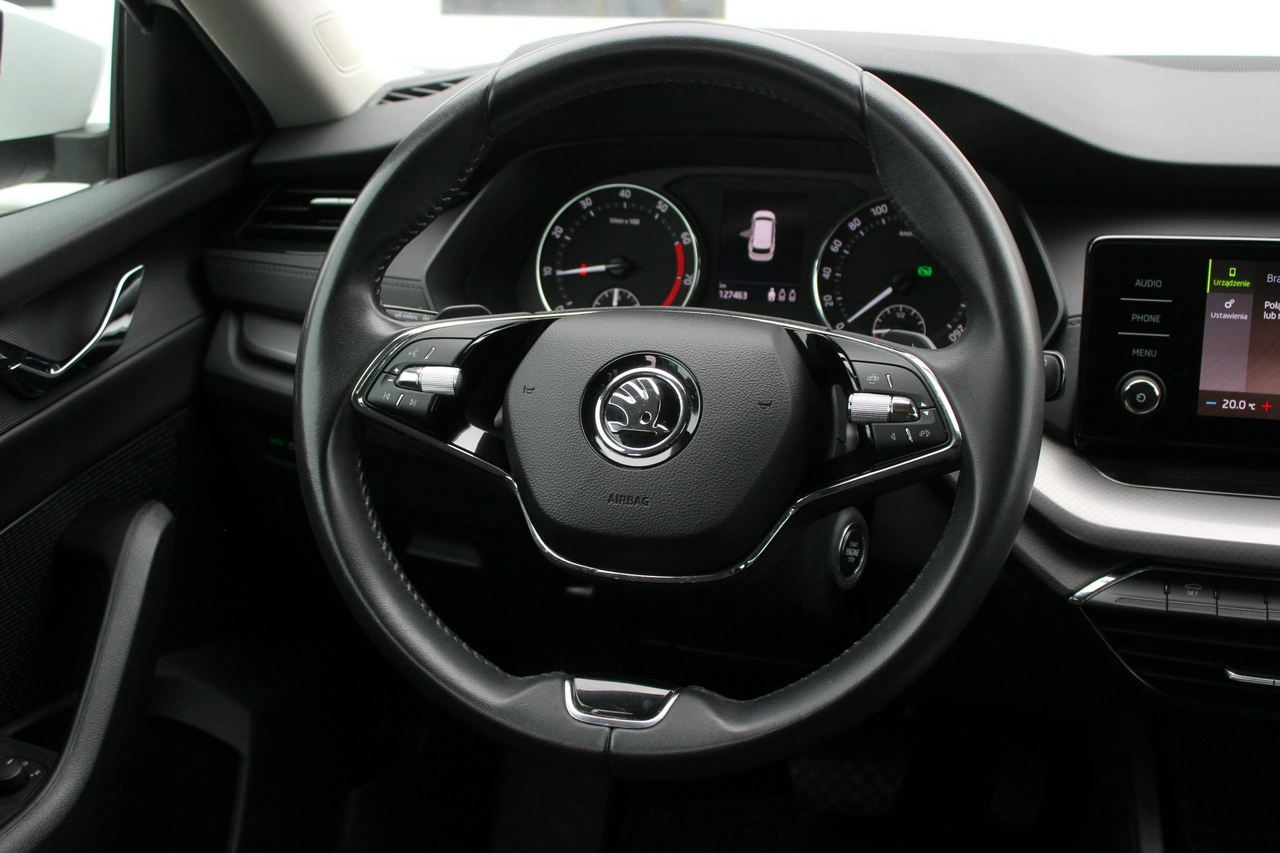 Skoda Octavia - Zdjęcie 14